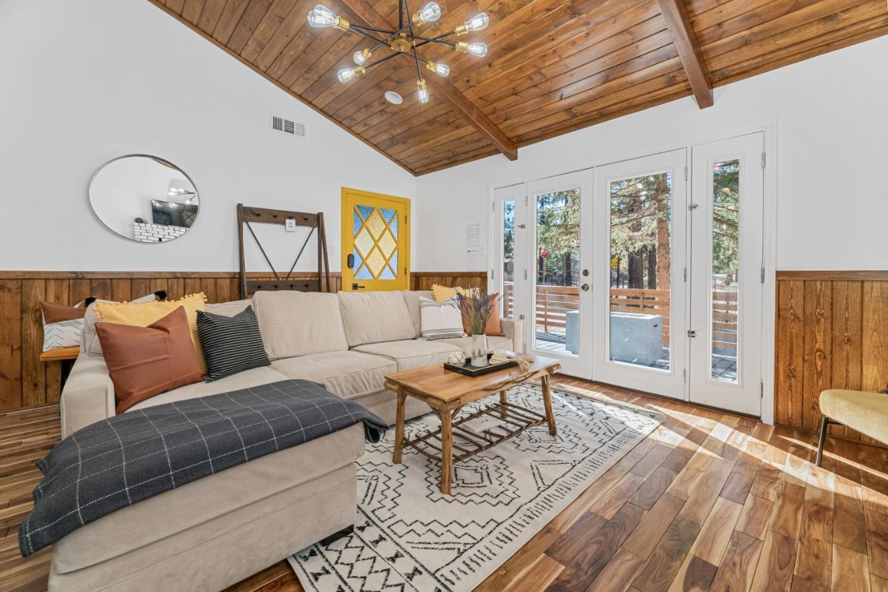Yellow Pine Lodge - Charming Cottage Style Cabin With Peak-A-Boo Lake And Mountain Views Big Bear Lake Exterior photo